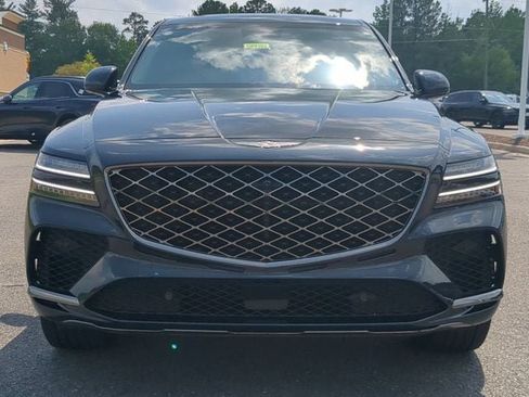 Used 2025 Genesis GV80 3.5T e-SC AWD/4WD image 8