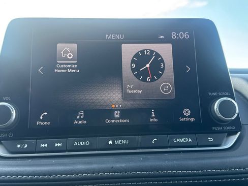 Used 2024 Nissan Rogue SV w/ SV Premium Package FWD image 40
