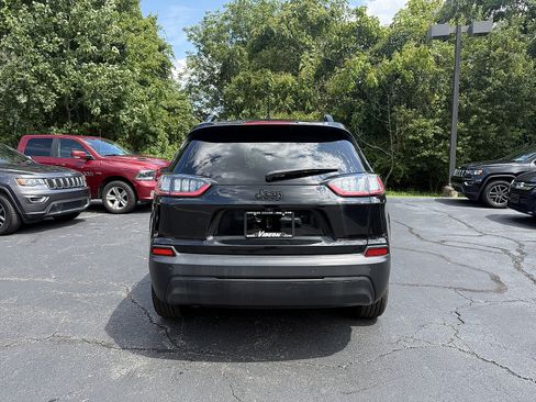 Certified 2020 Jeep Cherokee Latitude Plus AWD/4WD image 5