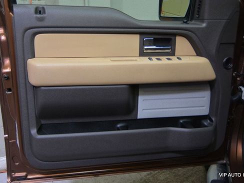 Used 2012 Ford F150 XLT w/ XLT Chrome Pkg image 7