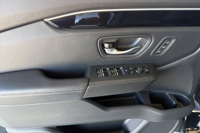 Certified 2025 Honda Pilot EX-L image 12
