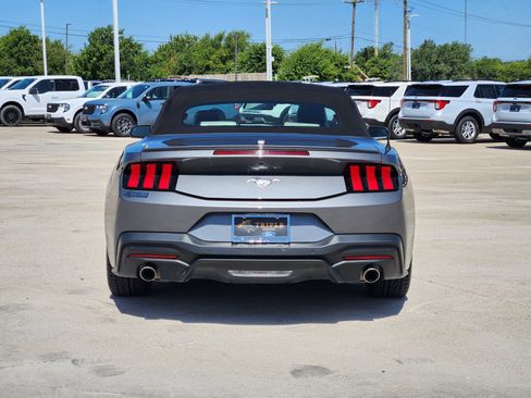 Used 2024 Ford Mustang Premium RWD image 8