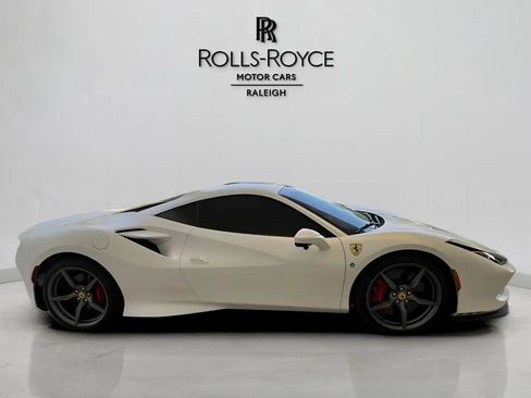 Used 2022 Ferrari F8 Tributo RWD image 4