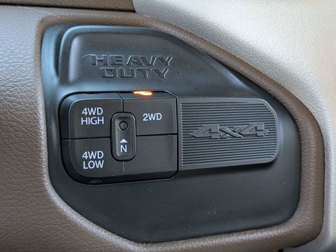 Used 2022 RAM 3500 Laramie AWD/4WD image 24