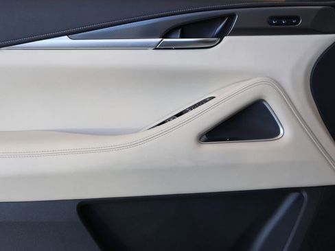 Certified 2025 INFINITI QX60 Luxe image 13