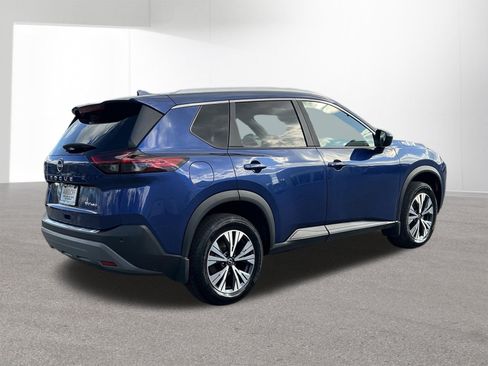 Used 2023 Nissan Rogue SV w/ SV Premium B Package AWD/4WD image 3