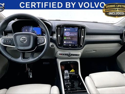 Used 2023 Volvo XC40 B5 Ultimate w/ Protection Package Premier AWD/4WD image 17