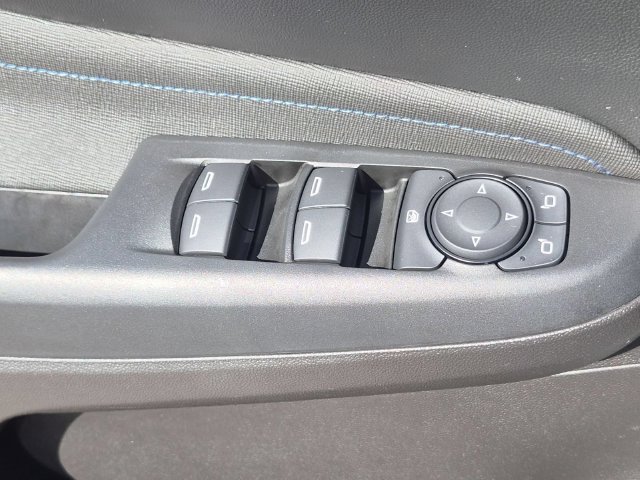 Used 2025 Buick Envista Sport Touring w/ Convenience I Package FWD image 15