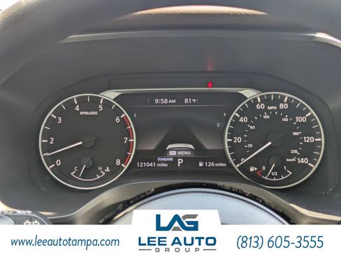 Used 2021 Nissan Rogue SV image 25