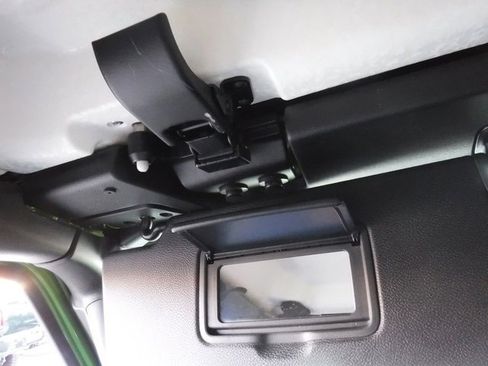 Used 2019 Jeep Wrangler Unlimited Sport image 34