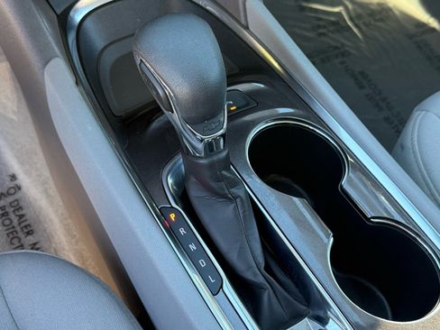 Used 2025 Chevrolet Malibu LT image 26