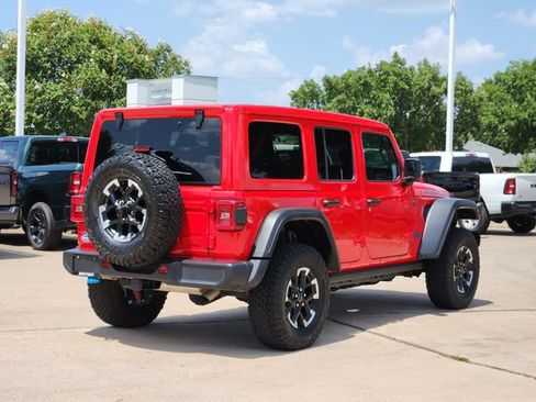 Used 2025 Jeep Wrangler Unlimited Rubicon 4xe w/ Convenience Group AWD/4WD image 7