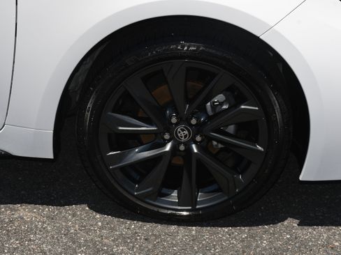 Used 2025 Toyota Corolla SE FWD image 20