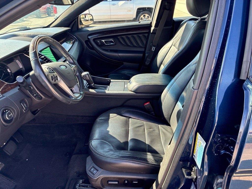 Used 2016 Ford Taurus Limited FWD image 8