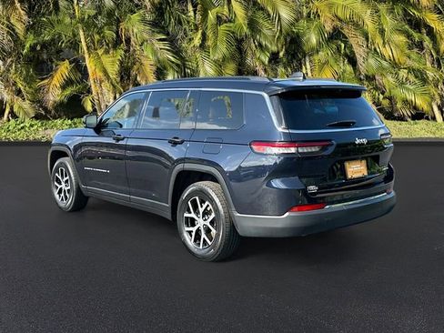 Used 2024 Jeep Grand Cherokee L Limited w/ Luxury Tech Group II image 7