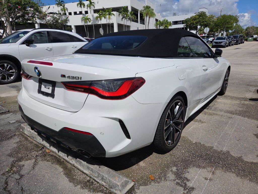 Used 2023 BMW 430i xDrive Convertible w/ M Sport Package AWD/4WD image 4