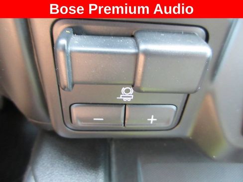 Used 2020 GMC Sierra 1500 AT4 w/ Off-Road Performance Package AWD/4WD image 24