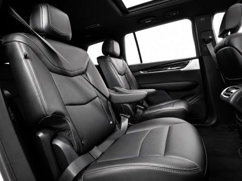 Used 2023 Cadillac XT6 Premium Luxury AWD/4WD image 26