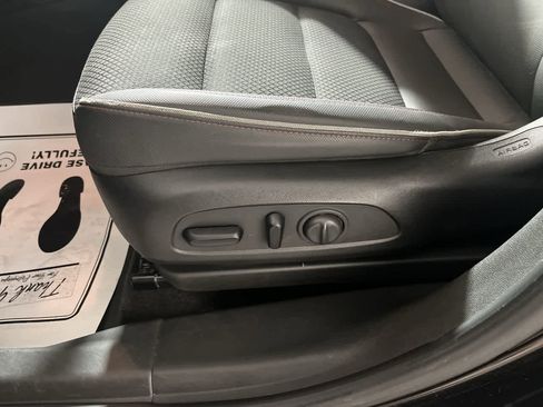 Used 2022 Chevrolet TrailBlazer RS image 14