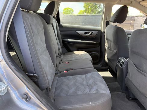 Used 2016 Nissan Rogue S image 20