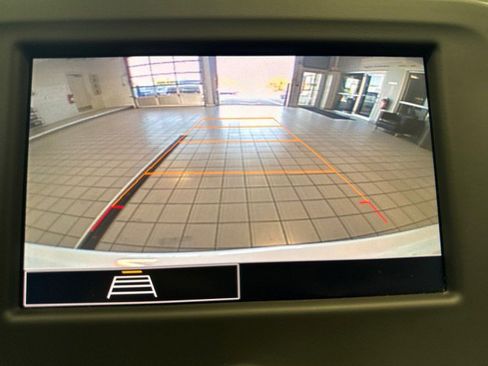 Used 2023 Chevrolet Equinox LT image 22