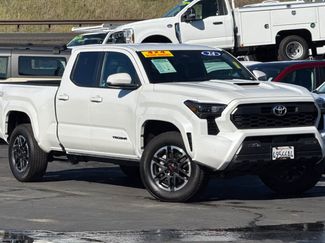 Used 2024 Toyota Tacoma TRD Sport w/ TRD Sport Upgrade Package video 2