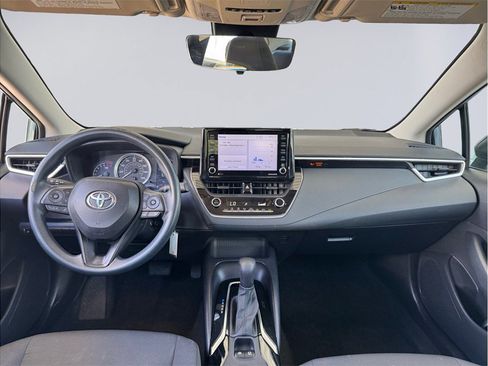 Used 2022 Toyota Corolla LE FWD image 21