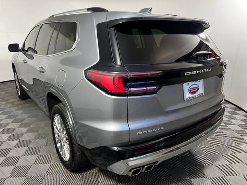 Used 2024 GMC Acadia Denali FWD image 7