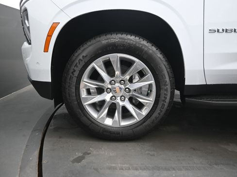 New 2026 Chevrolet Suburban Premier image 11