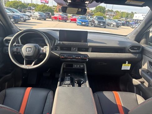 Certified 2026 Honda Passport TrailSport image 36