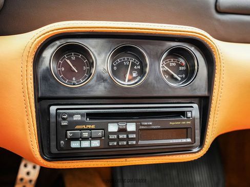 Used 1995 Ferrari F355 Berlinetta RWD image 39
