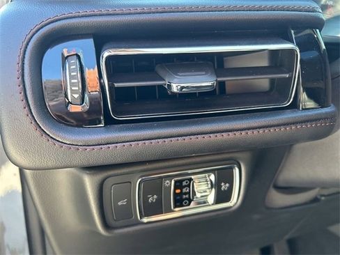 Certified 2023 Lincoln Aviator Reserve w/ Equipment Group 201A image 23