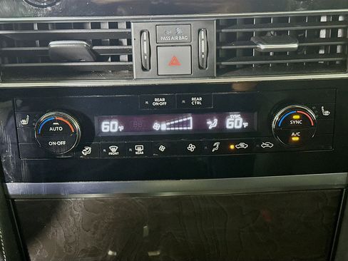 Used 2024 INFINITI QX80 Luxe image 23