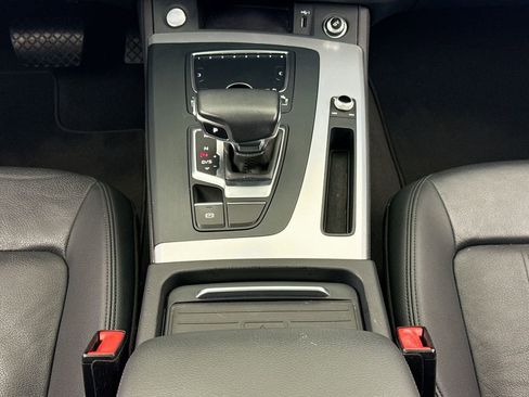 Used 2019 Audi Q5 2.0T Premium Plus w/ Premium Plus Package image 12