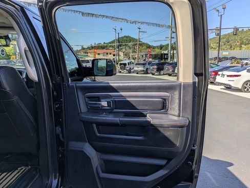 Used 2018 RAM 2500 Laramie w/ Sport Appearance Group AWD/4WD image 21