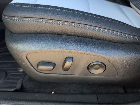 New 2026 Chevrolet Equinox EV LT image 14