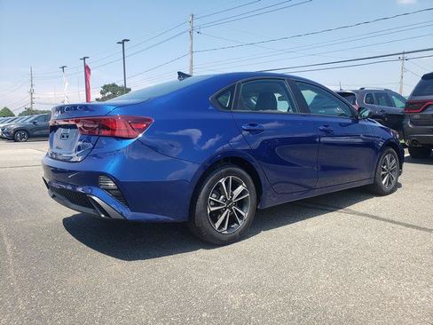 Certified 2024 Kia Forte LXS FWD image 4