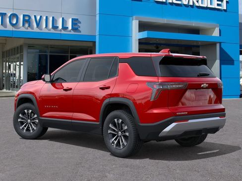 New 2027 Chevrolet Equinox LT FWD image 3