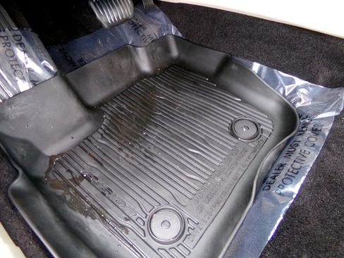 Used 2018 Ford Fusion SE image 15