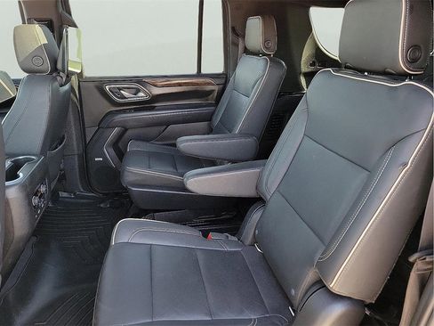 Used 2021 Chevrolet Suburban Premier w/ Texas Edition image 13