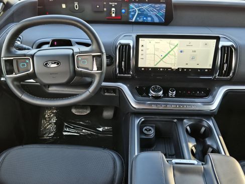 New 2026 Ford Expedition Max Platinum w/ Stealth Appearance Package image 28