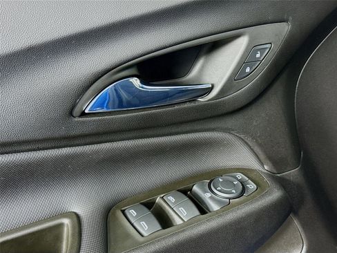 Used 2024 Chevrolet Equinox RS image 18