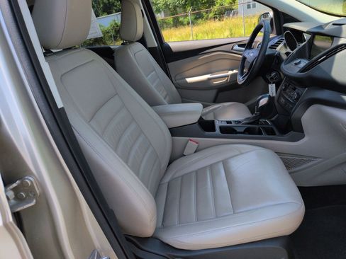 Used 2018 Ford Escape SEL FWD image 34