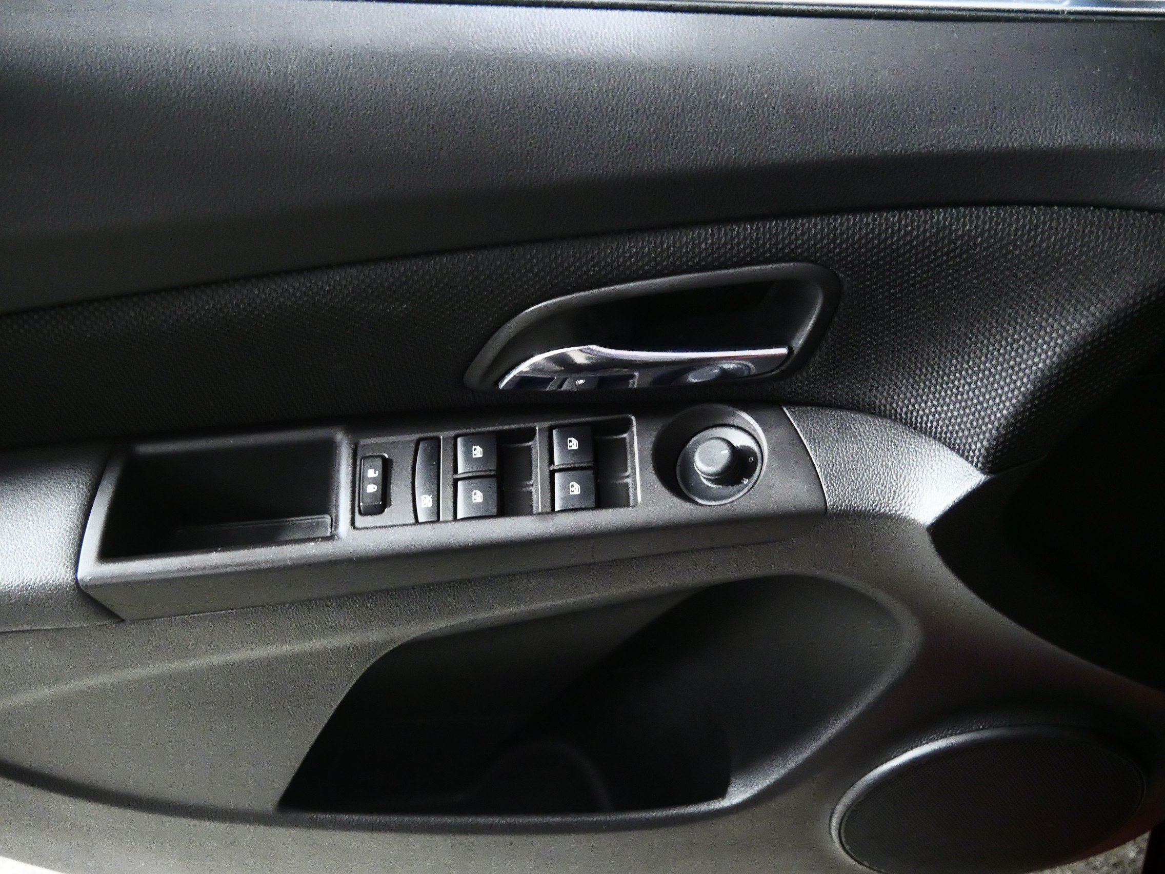 Used 2015 Chevrolet Cruze Diesel FWD image 19