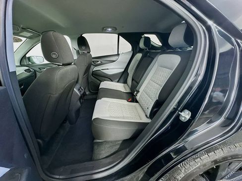 Used 2024 Chevrolet Equinox LS w/ LS Convenience Package FWD image 31