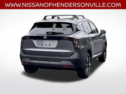 New 2026 Nissan Kicks SR w/ SR Premium Package FWD image 17