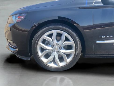 Used 2019 Chevrolet Impala Premier FWD image 25