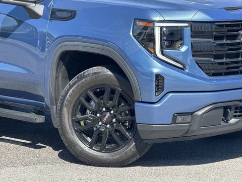Used 2024 GMC Sierra 1500 Elevation image 13