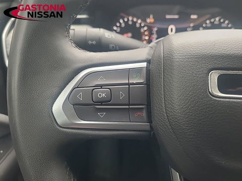 Used 2024 Jeep Compass Latitude image 55