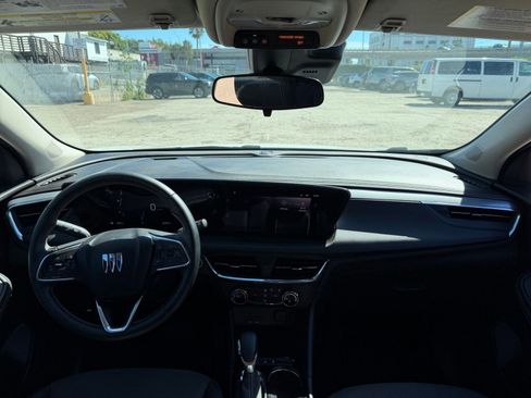 Used 2025 Buick Encore GX Preferred image 31